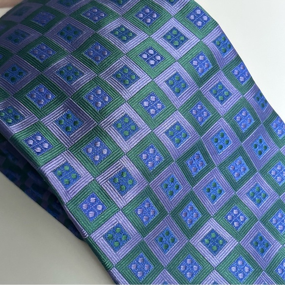 Nautica Silk Blue and Green Geometric Men's 57.5” Tie - Picture 2 of 3